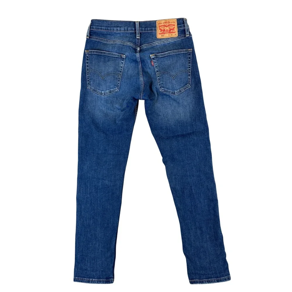 Levis 502 Regular Taper Jeans Mens 30x31 Medium Wash Blue WaterLess Denim